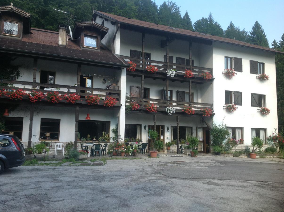 Albergo Club21 Lavarone Kültér fotó